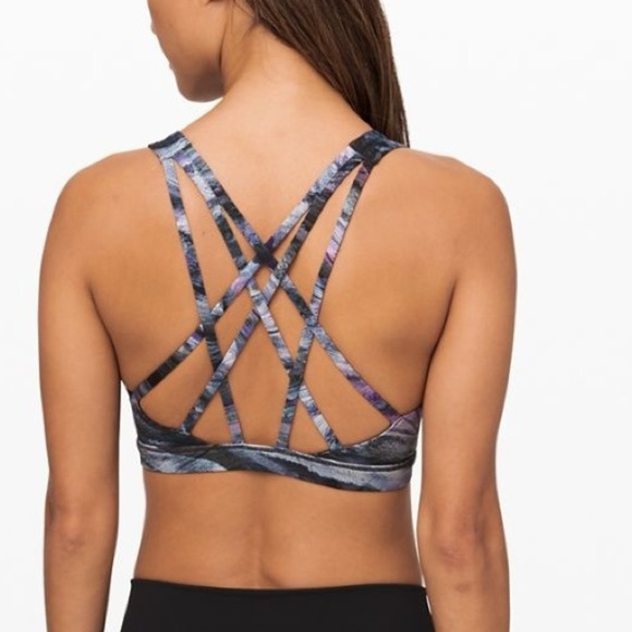 Lululemon Free to Be Serene Sports Bra Size 4 - Picture 2 of 8